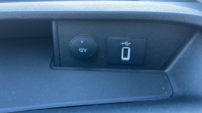 Ford Transit Custom 300 L2 Diesel Fwd 2.0 EcoBlue 130ps Low Roof Limited Van Auto